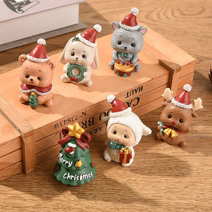 【MAX-22】Christmas Series Resin Animal Party Creative Mini Christma Tree Old Girl Kids Cute Gift Home Decoration Supplies Decor